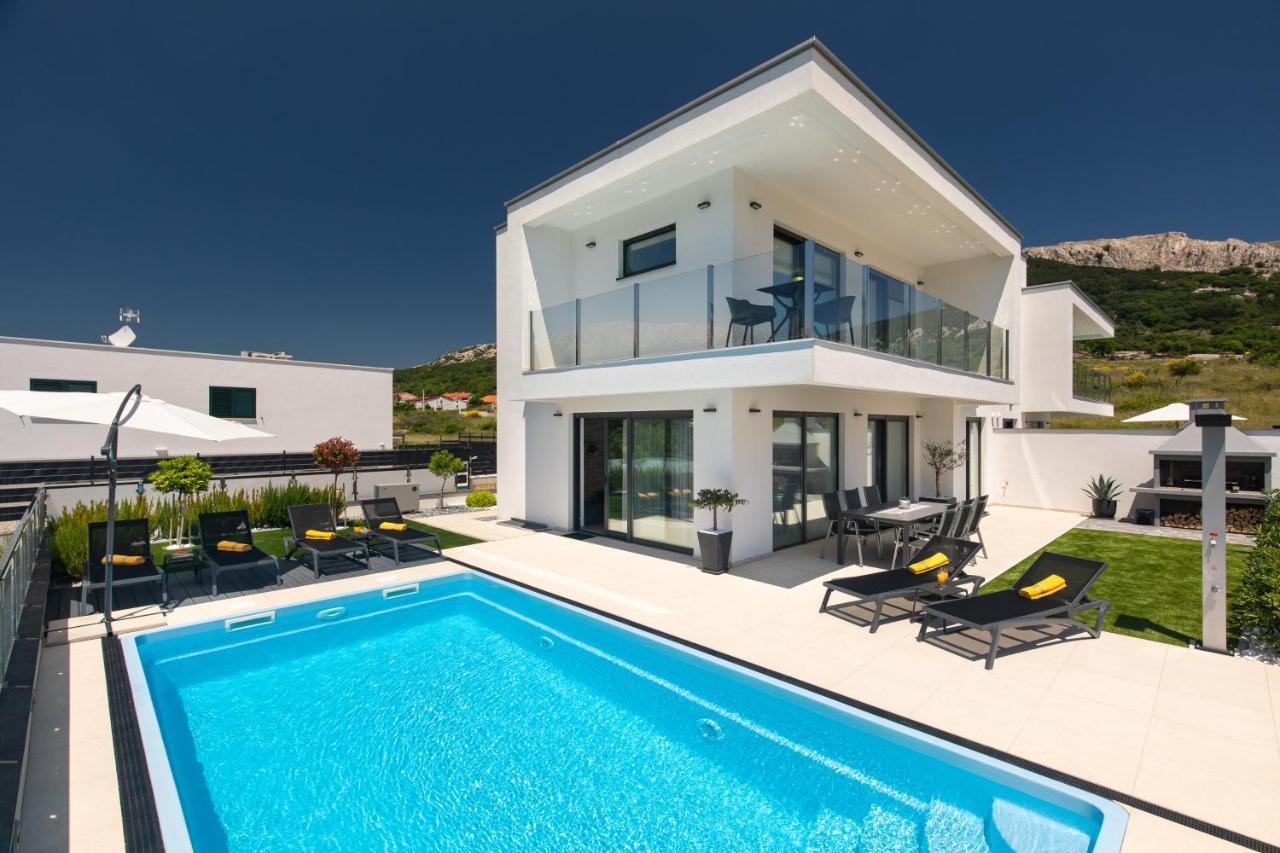 Villa Supernus With Heated Pool บัชกา ภายนอก รูปภาพ