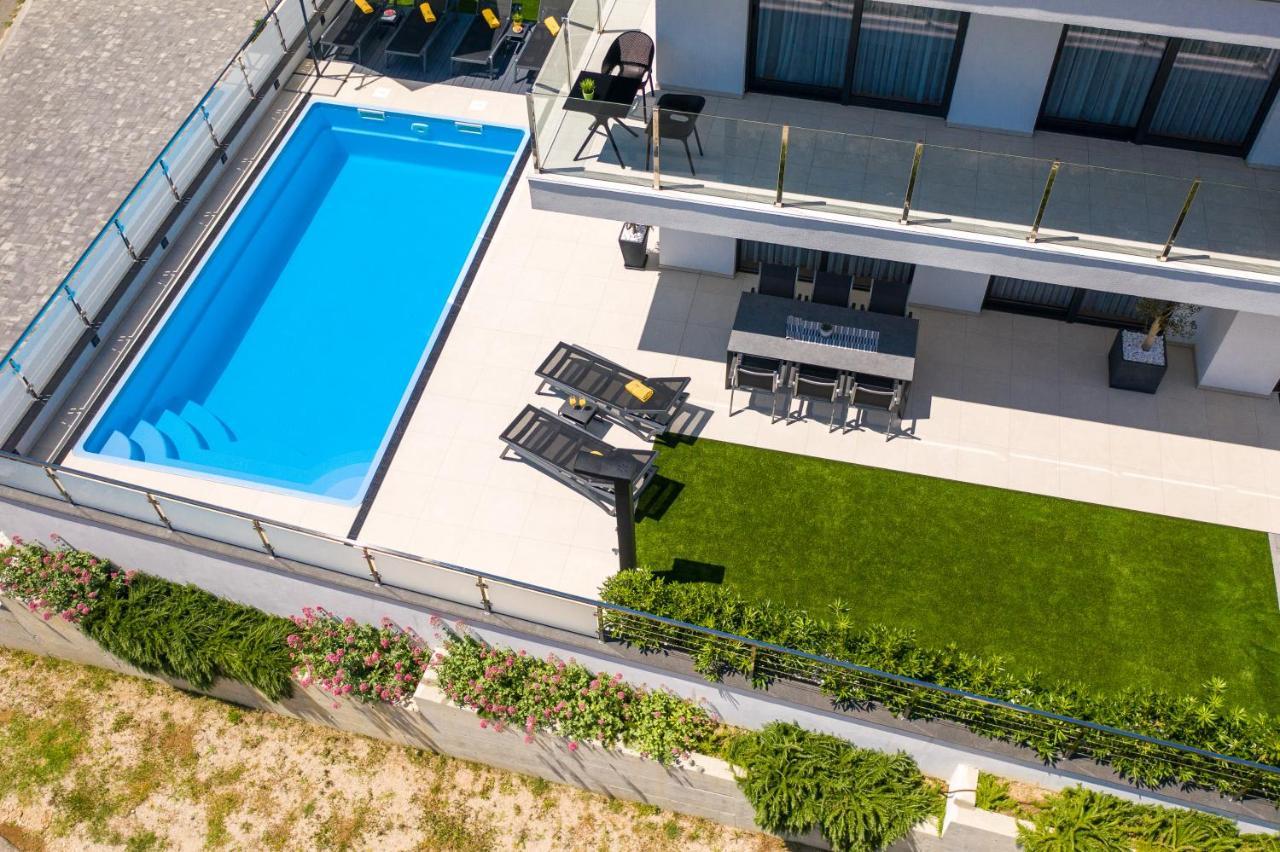 Villa Supernus With Heated Pool บัชกา ภายนอก รูปภาพ